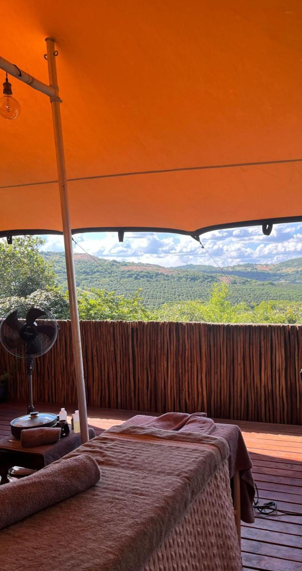ווייט ריבר Ndhula Luxury Tented Lodge מראה חיצוני תמונה