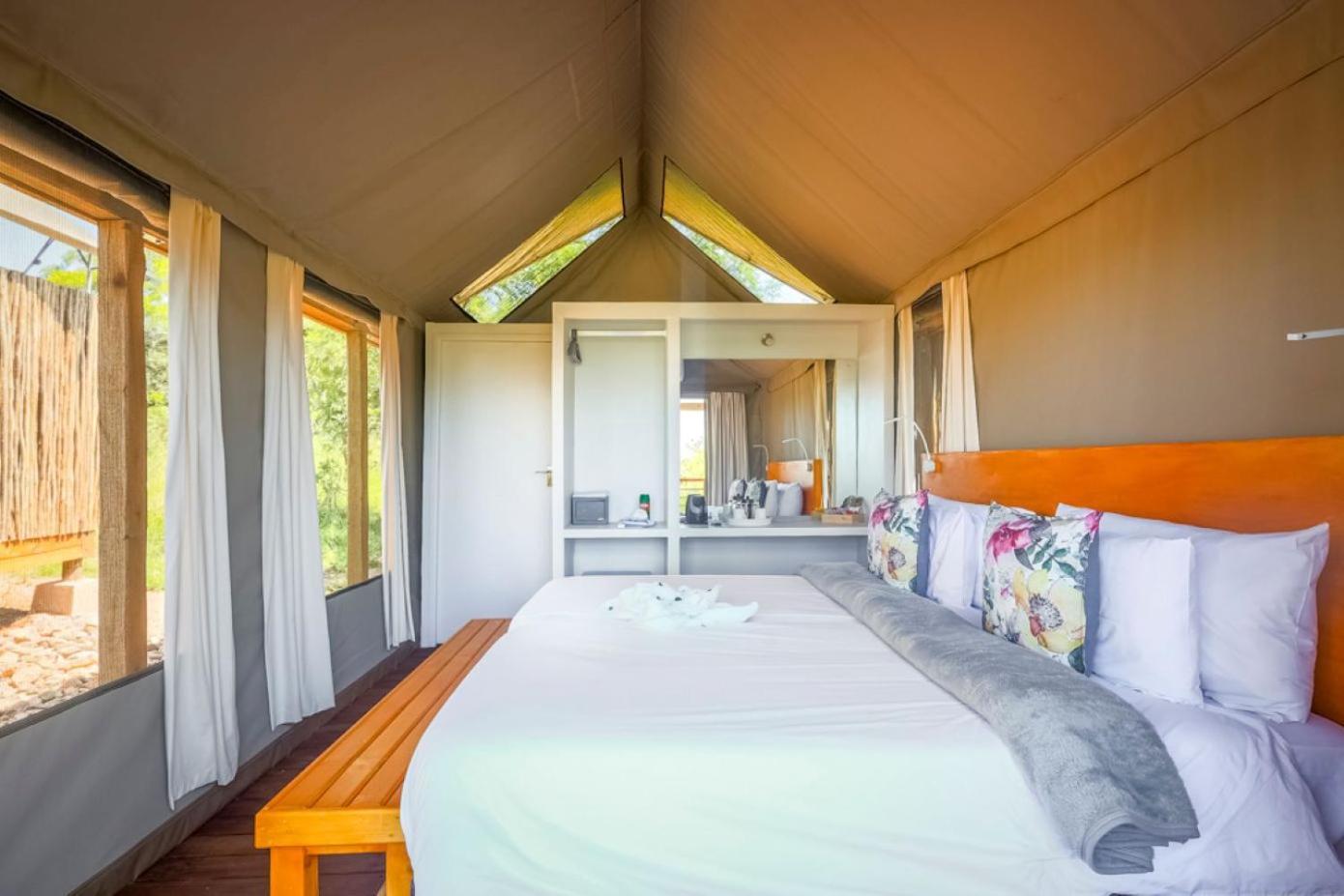 ווייט ריבר Ndhula Luxury Tented Lodge מראה חיצוני תמונה